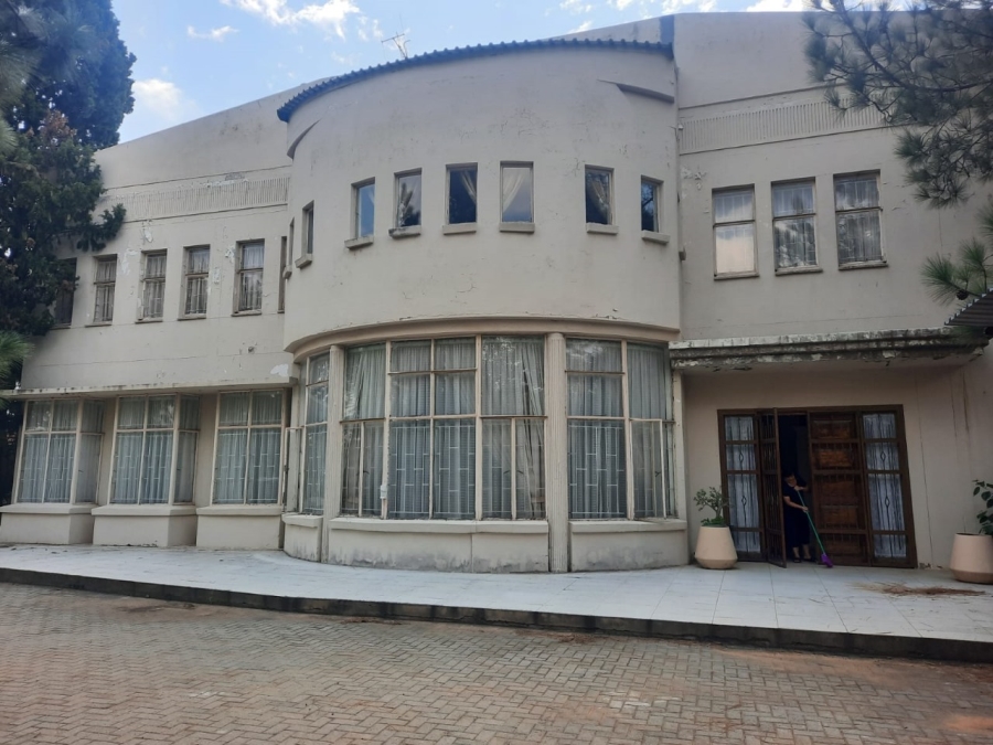 11 Bedroom Property for Sale in Odendaalsrus Free State